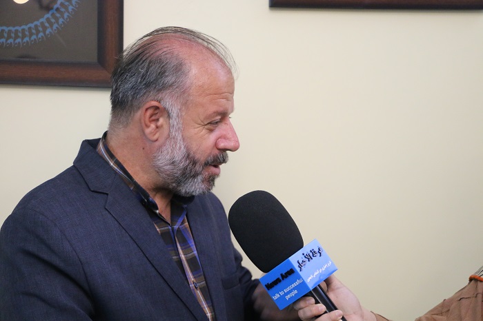 امروزه رسانه قدرت برتر را خط و مشی می دهد