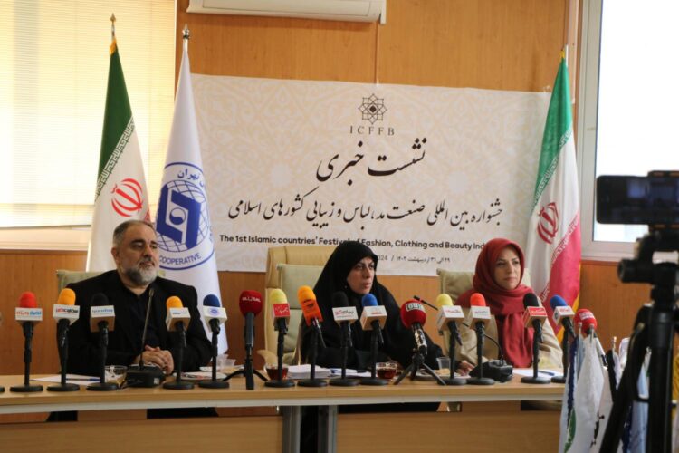 جشنواره بین المللی صنعت مد و لباس کشورهای اسلامی اردیبهشت ماه در ترکیه برگزار میشود