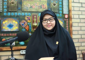 مدیر بنیاد بین‌المللی خیریه آبشار عاطفه‌ها ؛ بنیاد خیریه آبشار عاطفه ها تلاش می کند فقر از سراسر کشور را ریشه کن کند