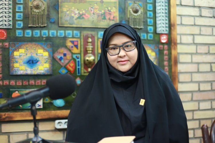 مدیر بنیاد بین‌المللی خیریه آبشار عاطفه‌ها ؛ بنیاد خیریه آبشار عاطفه ها تلاش می کند فقر از سراسر کشور را ریشه کن کند