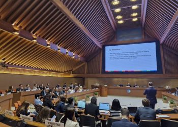 تجارت بدون کاغذ فرصت استثنایی برای حل مسائل صادر کننده، وارد کننده و تولید کننده در کشور ایجاد می‌کند.