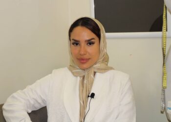 کارافرین جوان و موفق طراح لباس و دوخت