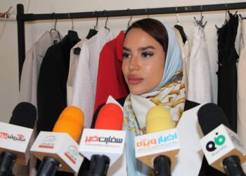 طراحی لباس یک هنر خلاقانه و نوآورانه است