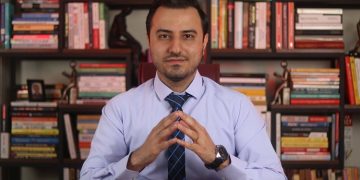 محمدرضا فتحی کیست؟