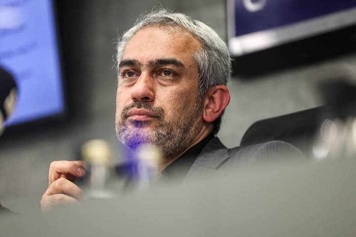 توزیع فقر به جای تولید ثروت؛ نقدی بر سیاستهای معیشتی دولت