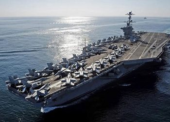 در سایه تحرکات نظامی آمریکا؛ تأکید بر راه‌حل دیپلماتیک در قبال ایران