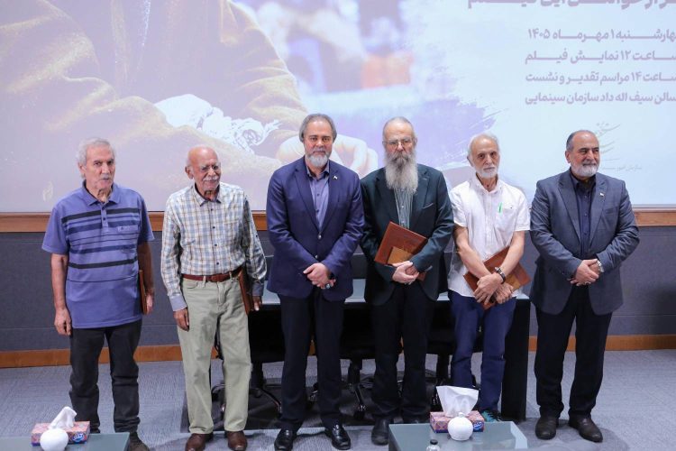 مراسم تقدیر «هور در آتش» با اعتراض امیرحسین شریفی همراه شد