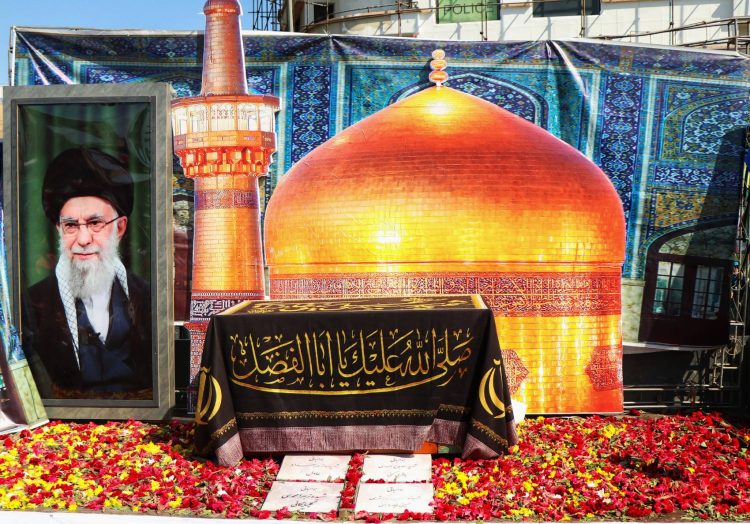 از میدان امام حسین(ع) تا میدان انقلاب؛ تهران در قاب اجتماع مردم